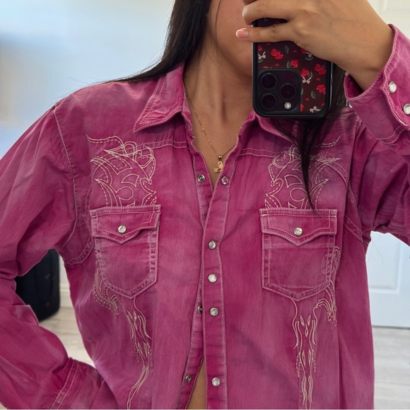 Pink Embroidered Women's Blouse - Picture 7 of 7